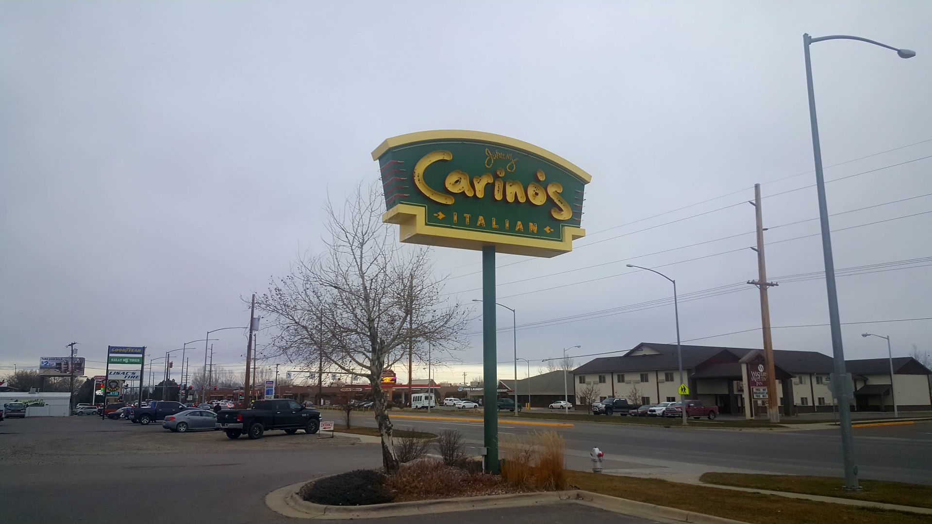 Johnny Carino s closes on Billings West End