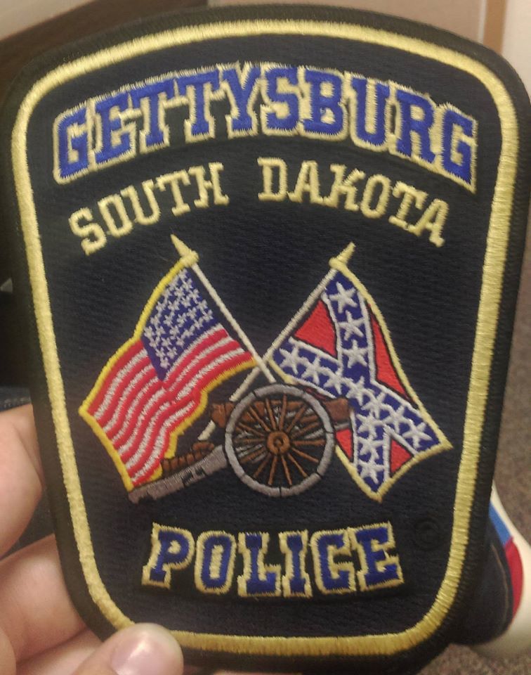 South Dakota mayor, police department defend Confederate flag on their