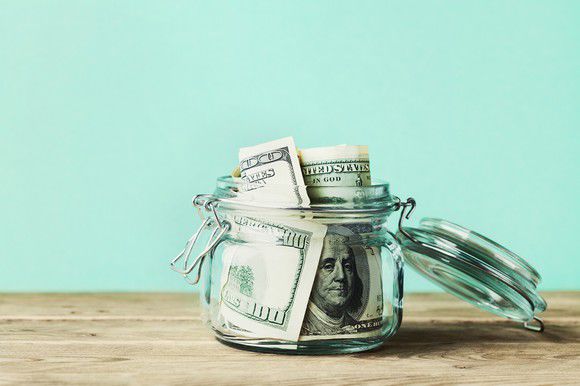 3 Reasons a Roth IRA Is a Smart Way to Save in Your 20s