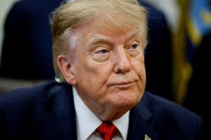 Reporters denied White House access as Trump enforces ban on 3 outlets
