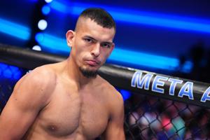 Modestino Rodrigues def. Brandon Holmes - DWCS 90