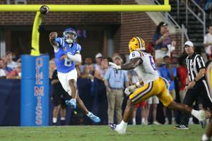 FOOTBALL-NCAA/