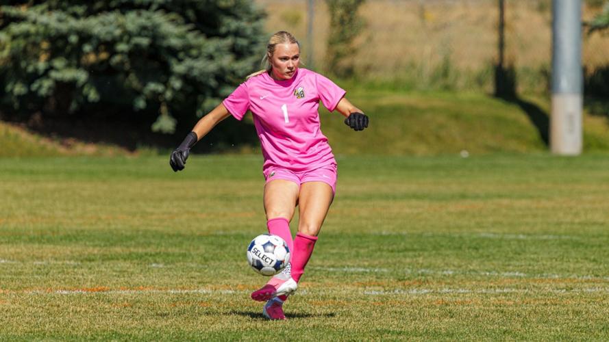 Yellowjackets Top Saints to Collect First Regular Season Win on the Season