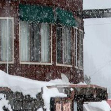 Visitors Enjoy Cooke City As A Winter Dead End Montana News