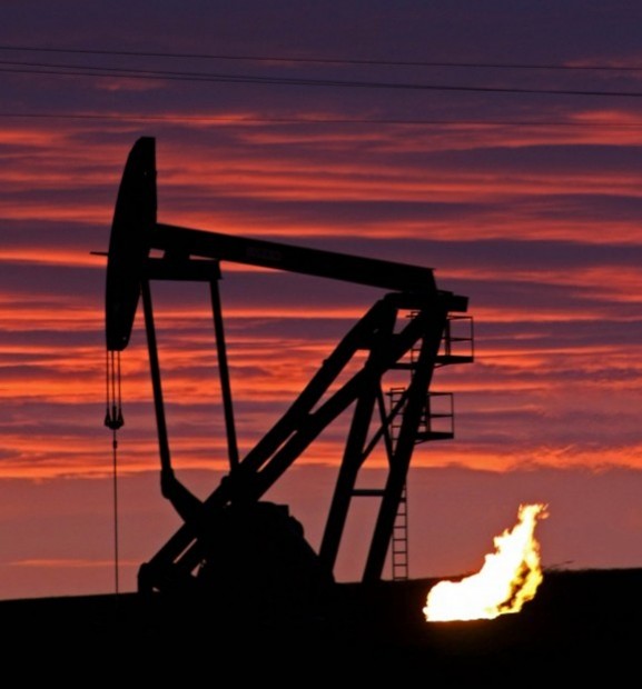 Exxon spends 1.6B on Bakken oil field Business