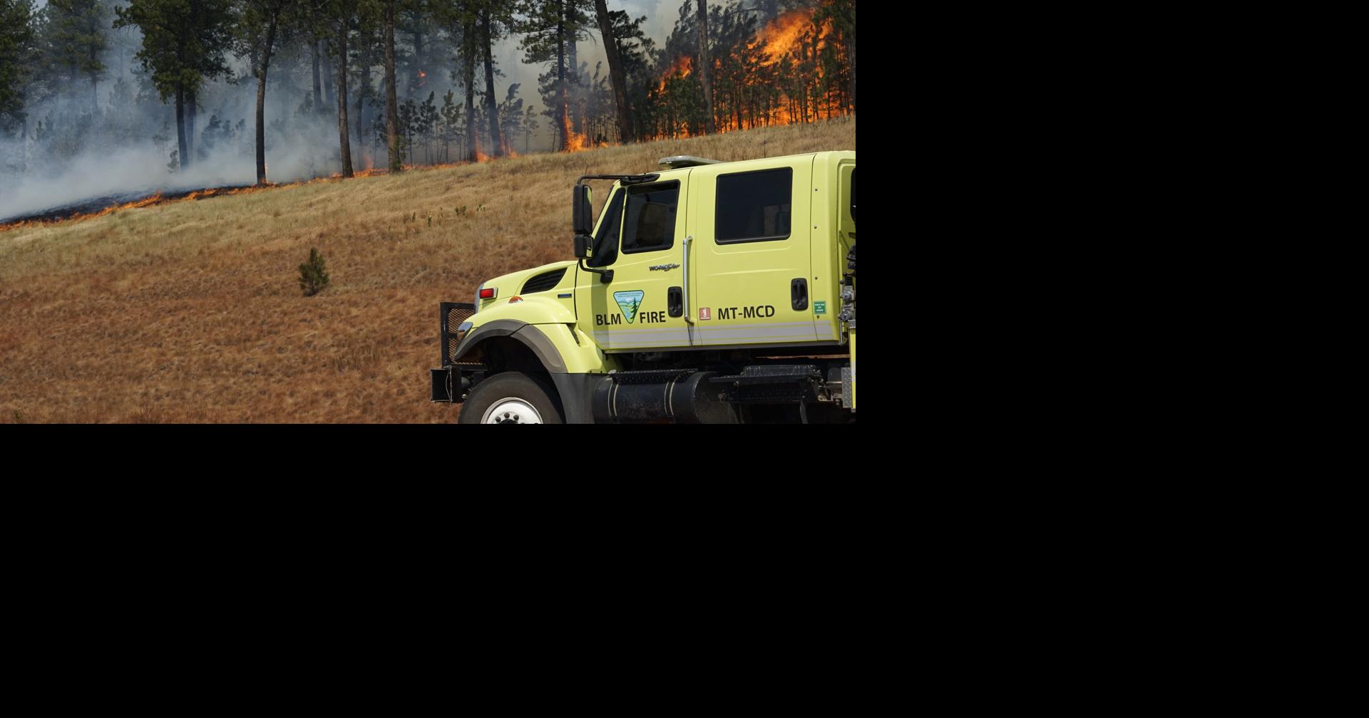 Fire crews make 'excellent progress' encircling Richard Spring and Lame Deer fires