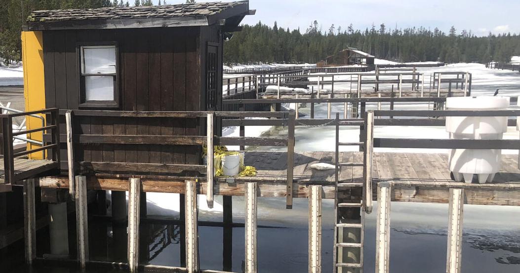 Yellowstone Lake water levels detect stream hydrology, physical properties of magma