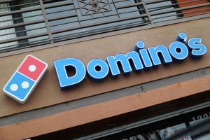 US restaurant sales drop as Iran war pushes gasoline prices higher