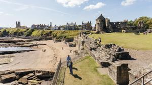 Rick Steves’ Europe: St. Andrews: Hit the links, books, and beach