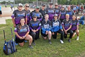 Softball team hunts for repeat, friends in crowd