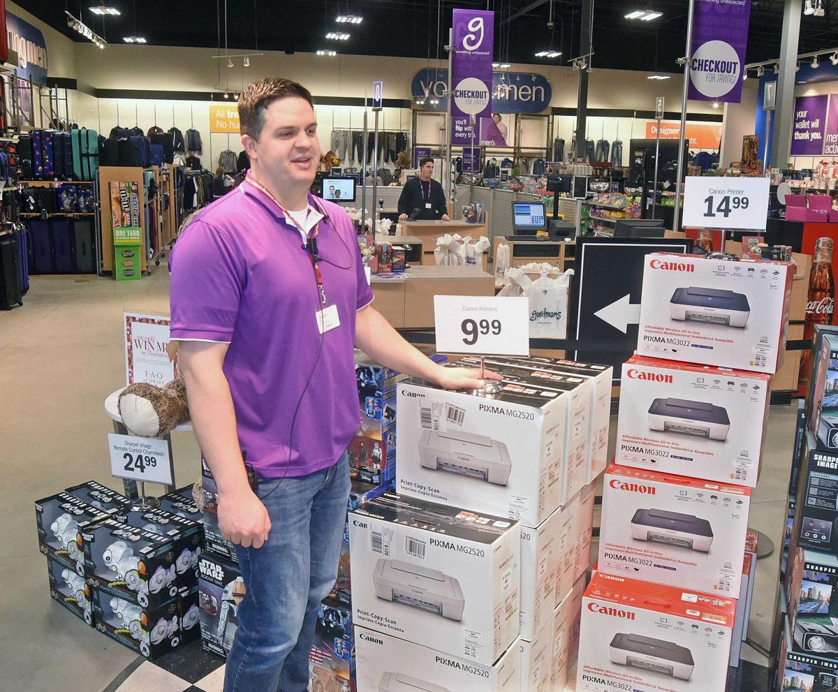 Retailers Gear Up For Holiday Shoppers Bismarck Mandan Business News Bismarcktribune Com