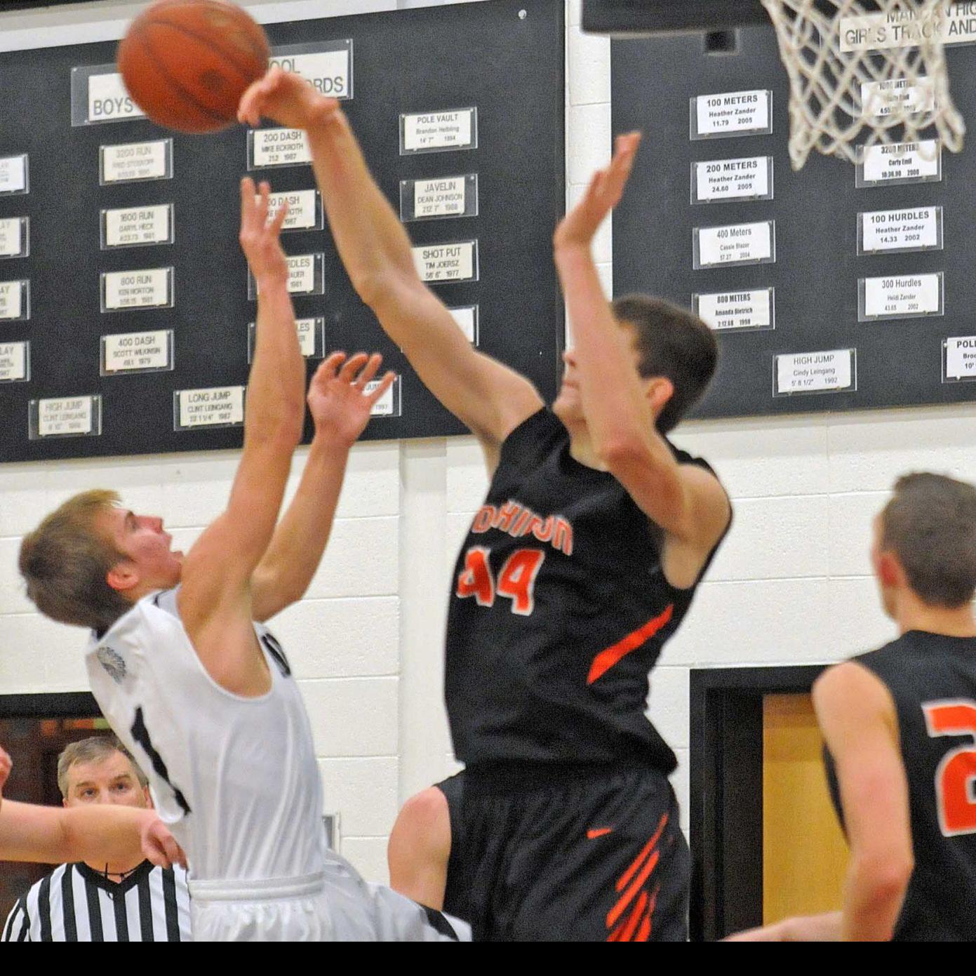 Davidson Midgets Beat Braves At Buzzer Sports Bismarcktribune Com
