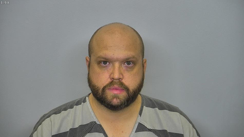 pleads guilty to bank fraud in Beulah, Glen Ullin; 2 other