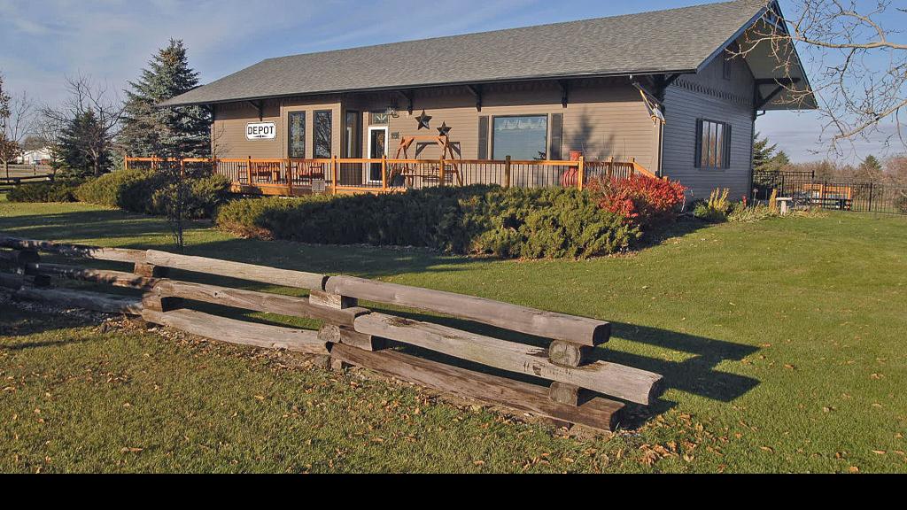 Holiday Homewalk features five area homes Local news for Bismarck