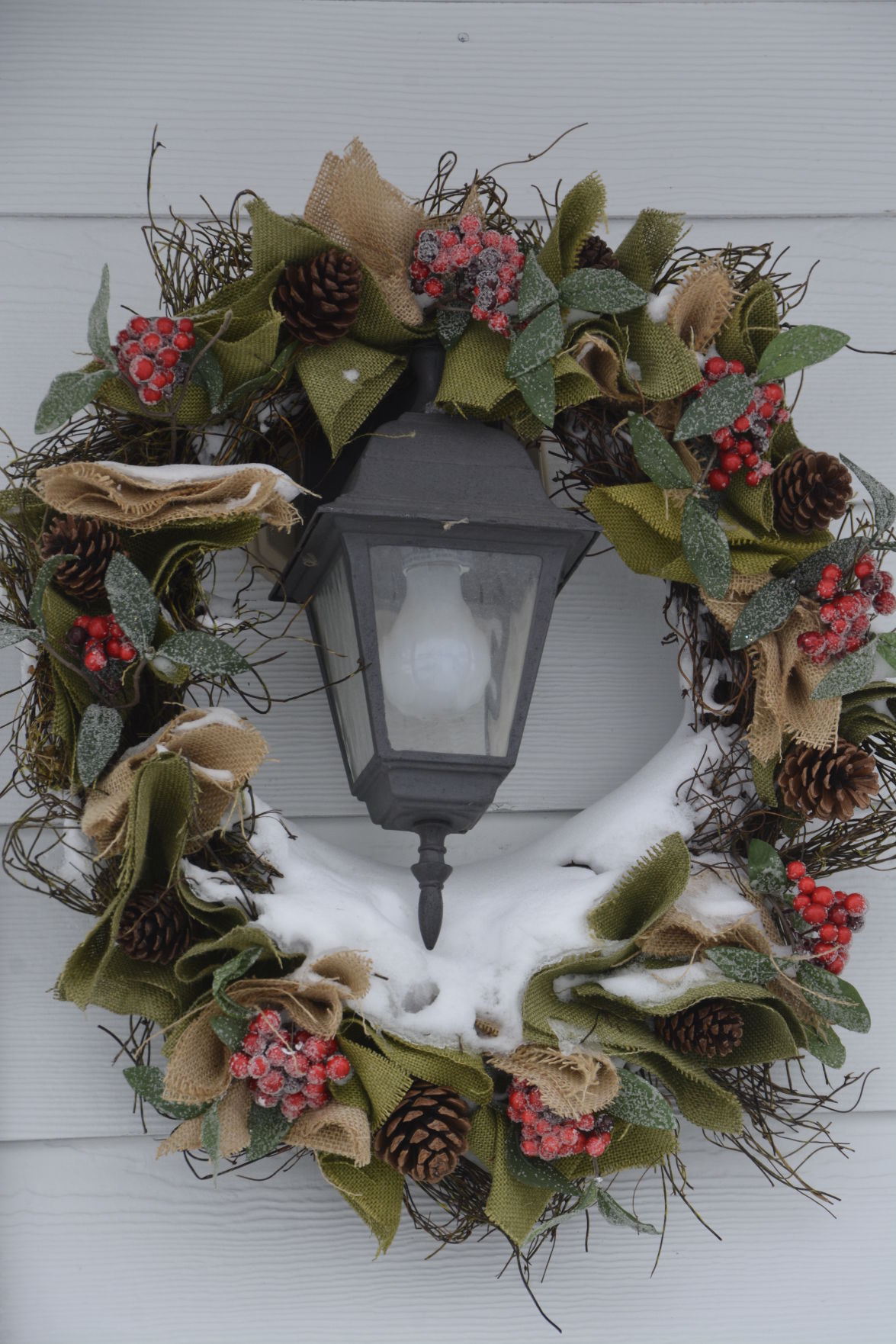 lighted wreath