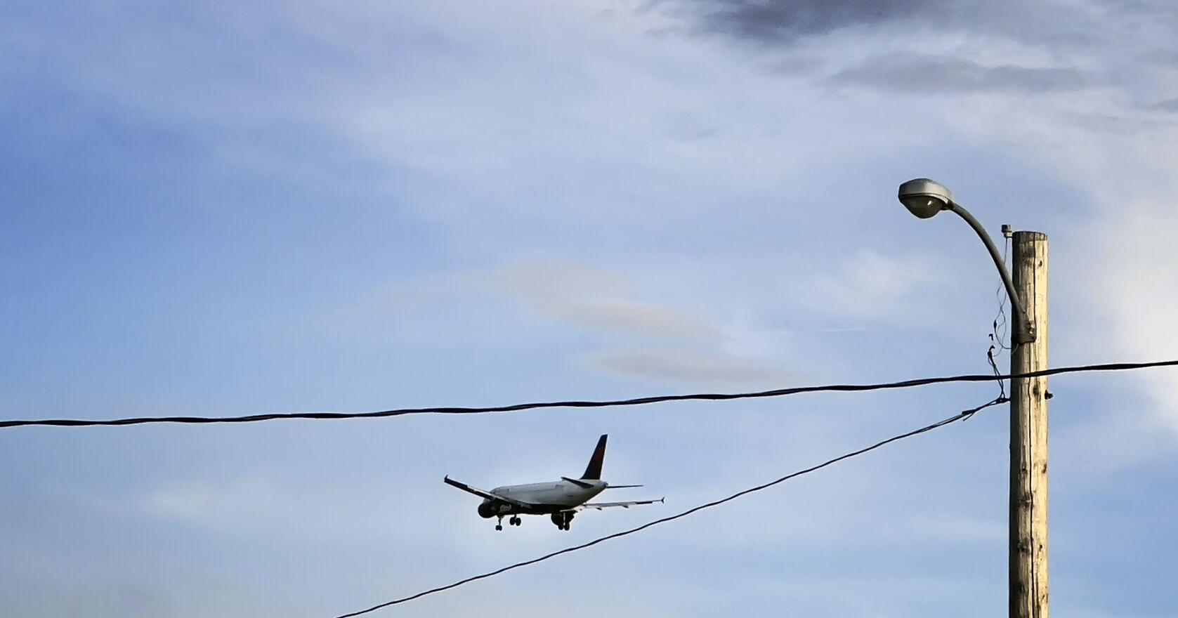 Airline boardings up in North Dakota, Bismarck in April - Vimarsana News