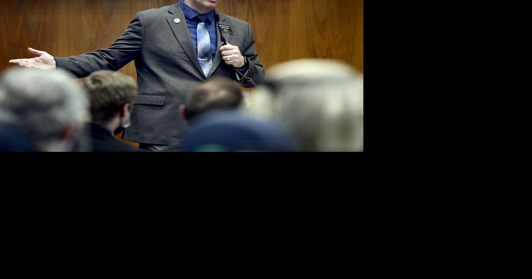 Expelled North Dakota lawmaker won't go to court; unclear when ...