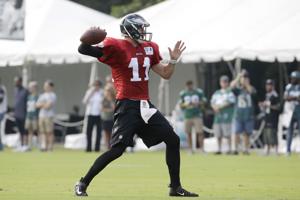 Strong start to camp for Wentz
