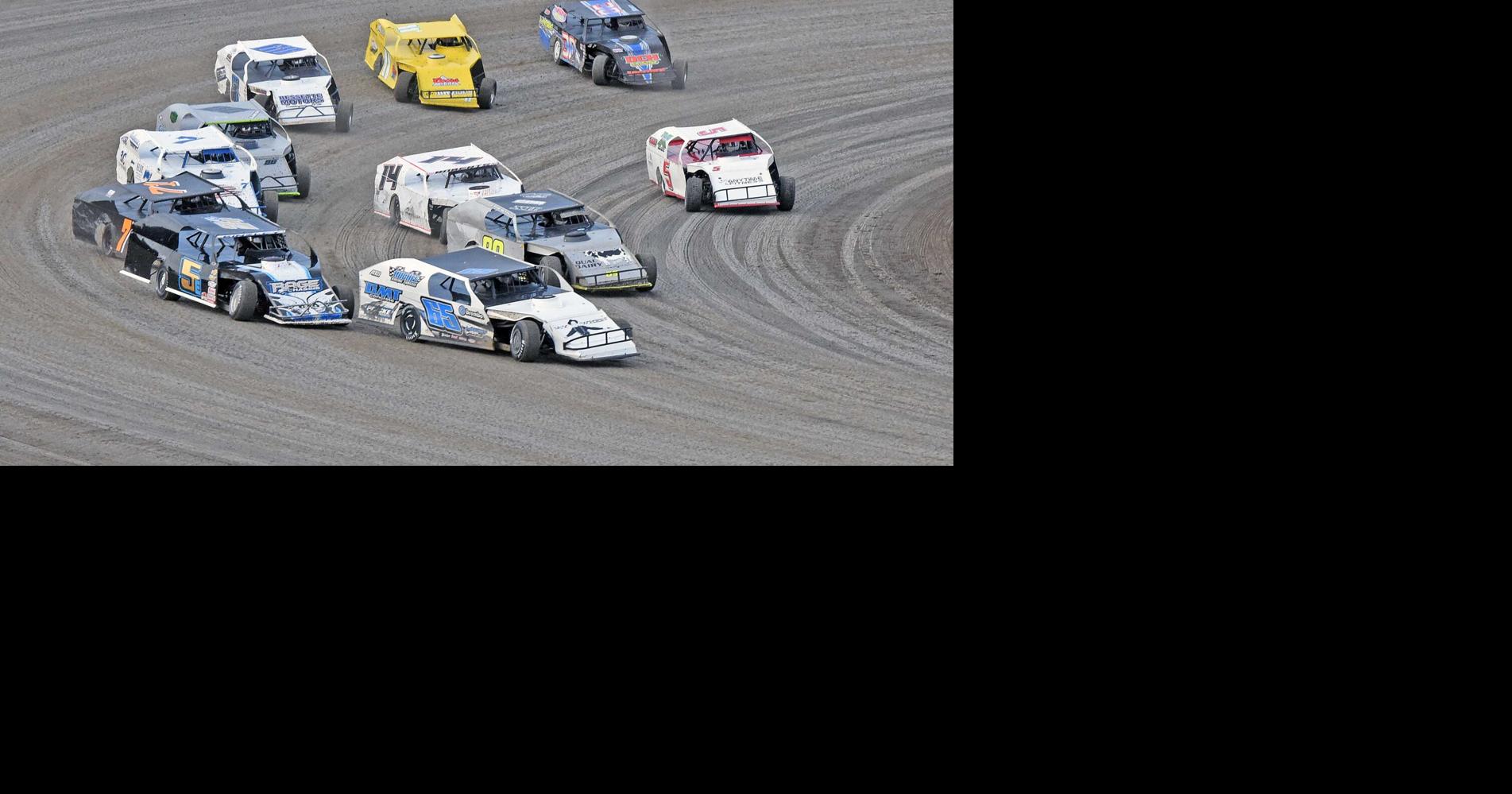 Dakota Classic Modified Tour brings cars from all over the country