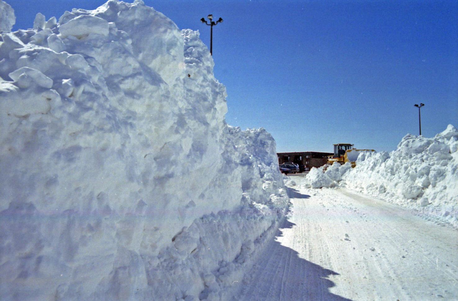 North Dakota History in Photos 1997 Blizzard