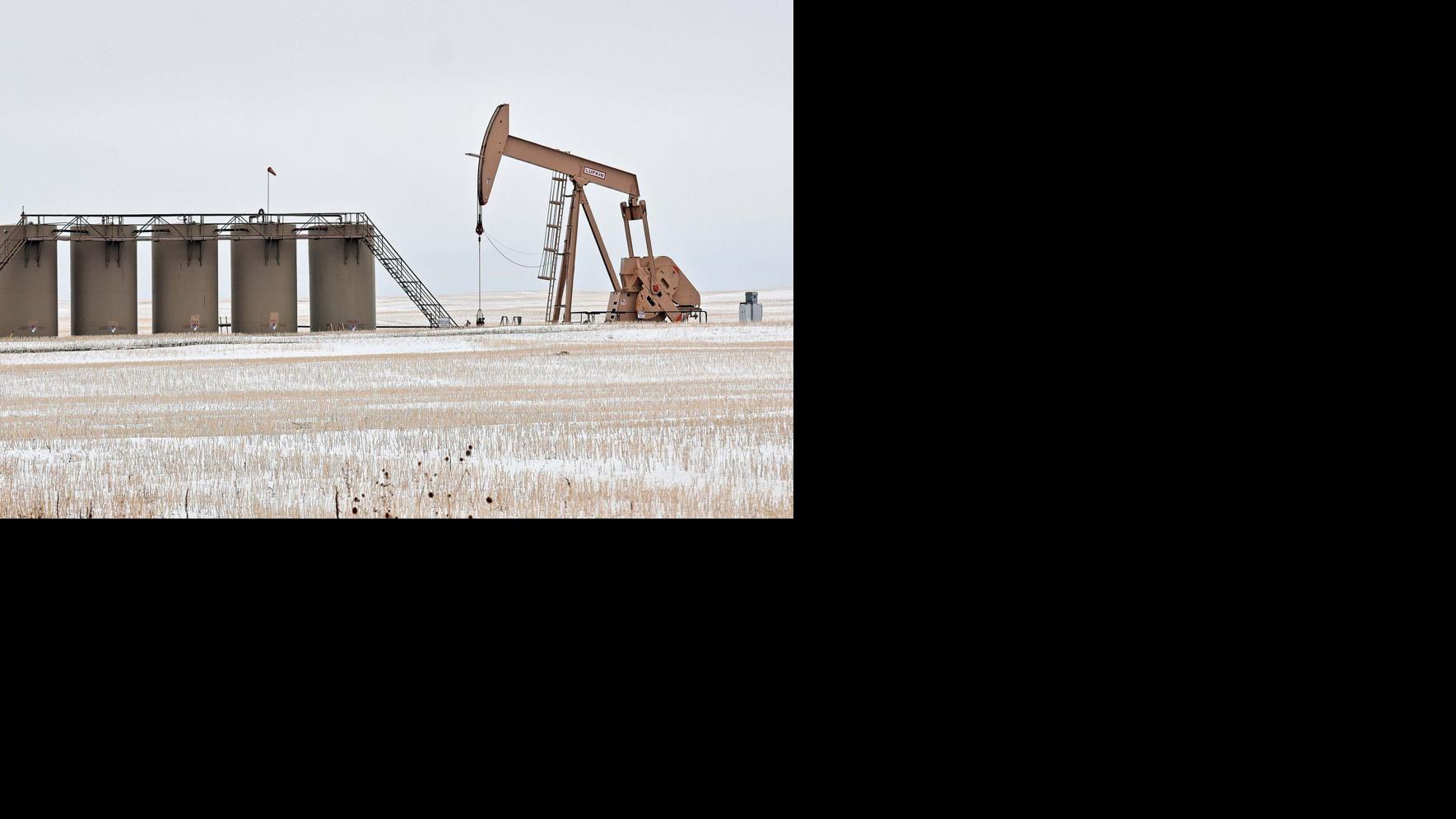 North Dakota oil production held steady in January while natural gas
