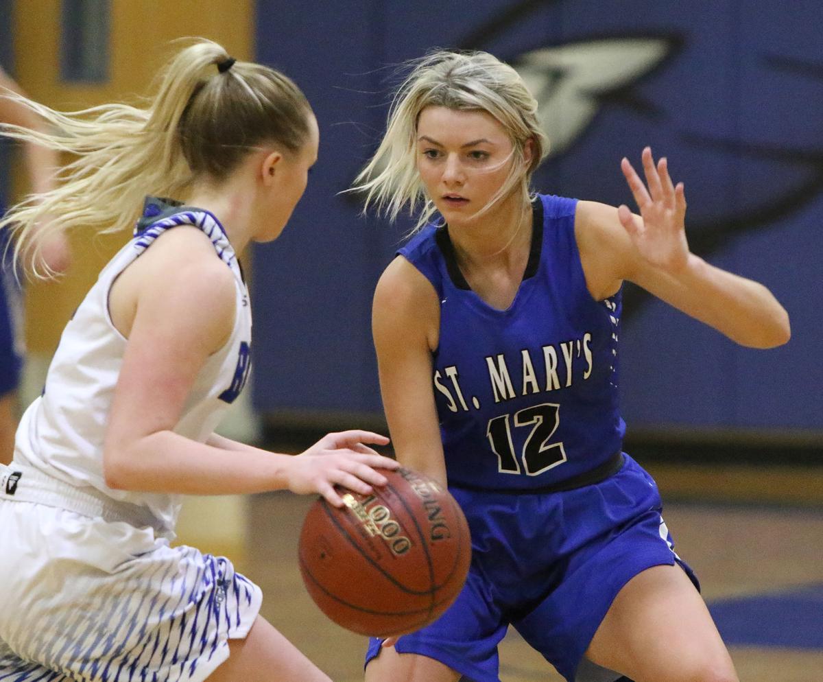 St Mary S Girls Remain Unbeaten High School Bismarcktribune Com
