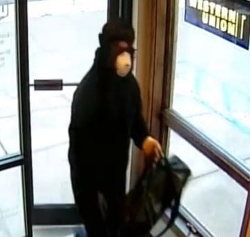 Bismarck Police Still Searching For Bank Robber Courts Crime