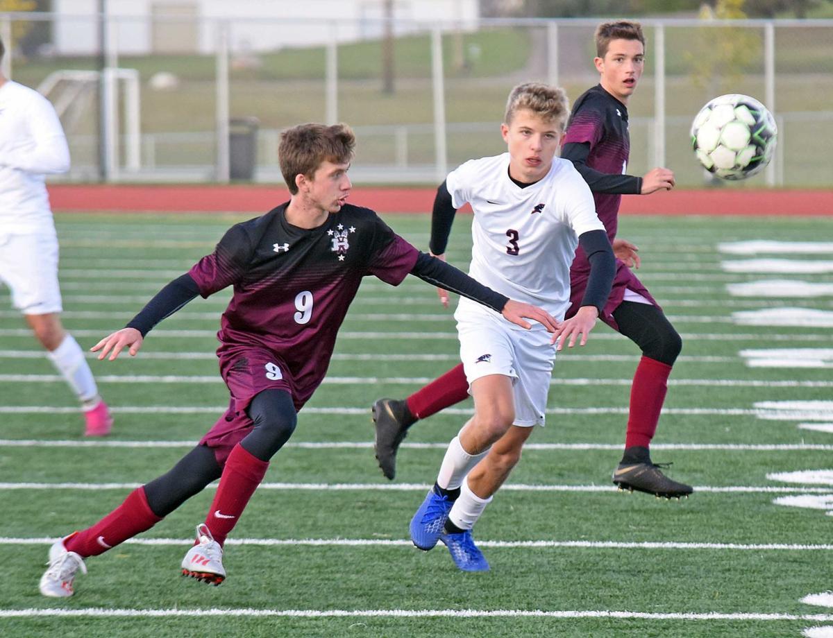 Demons Grab West Region Title Sports Bismarcktribune Com