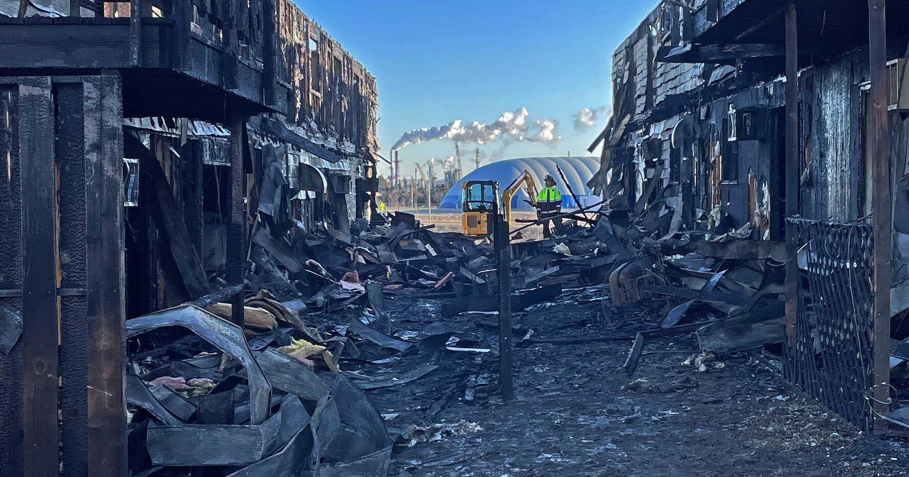 Fire heavily damages Mandan apartment buildings - Vimarsana News