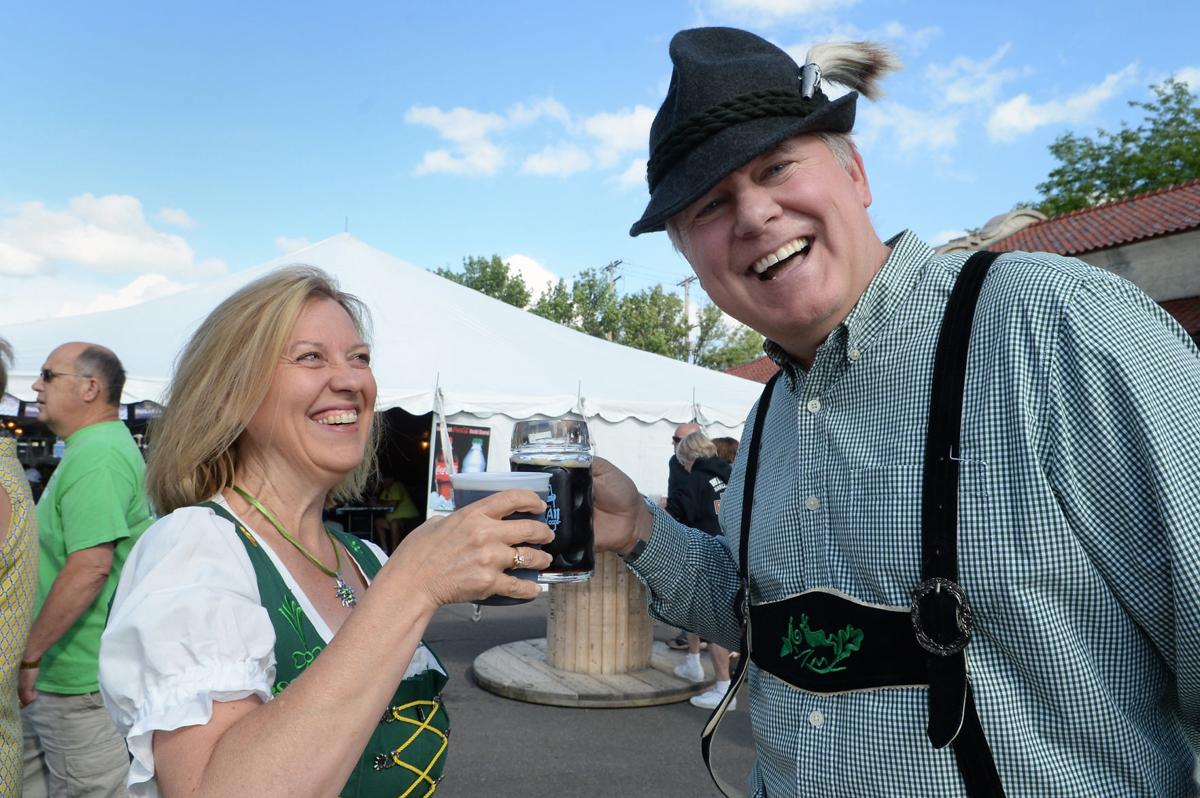 German Days Tribune Photo Collections