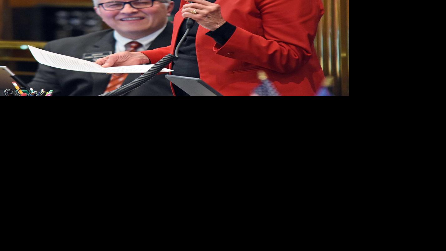 How the North Dakota Senate voted on repealing Sunday shopping ban