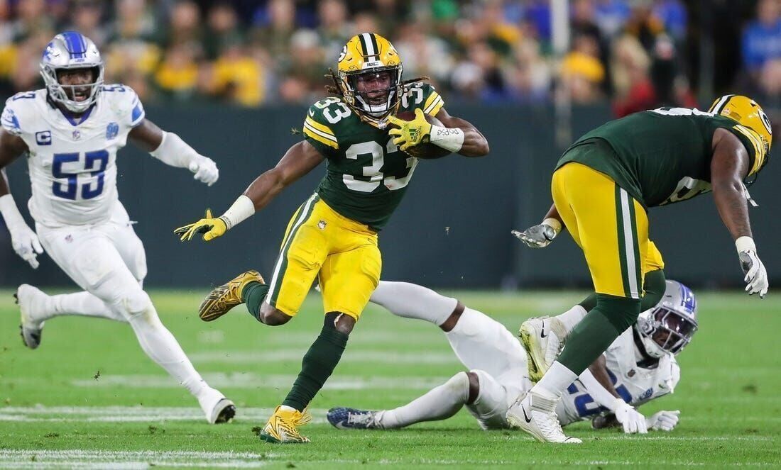 I Really Didn't Want To Be Out There -- Packers RB Aaron Jones Opens Up  About His Father's Passing