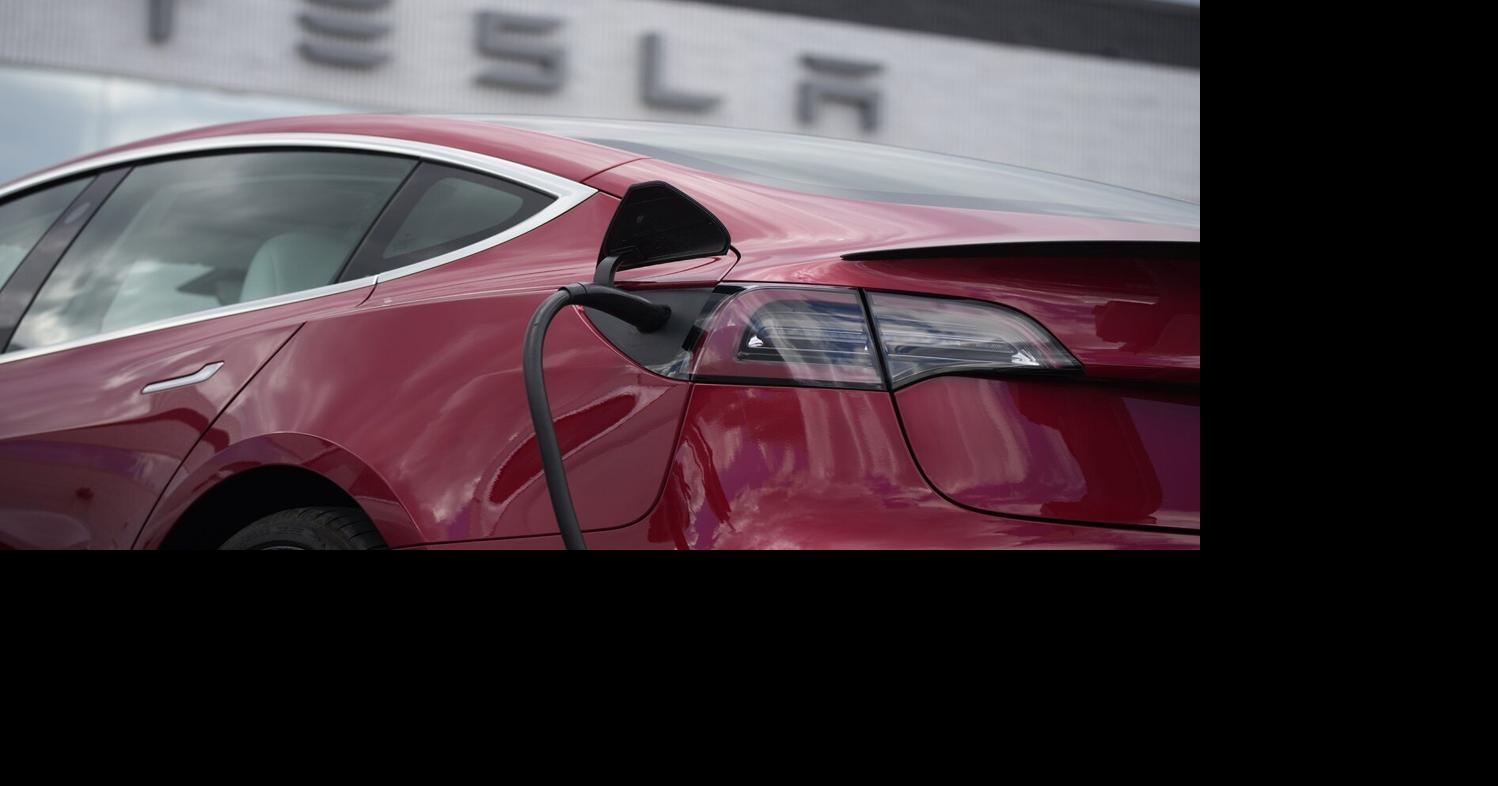 Tesla’s recall to fix Autopilot uses tech that may not work