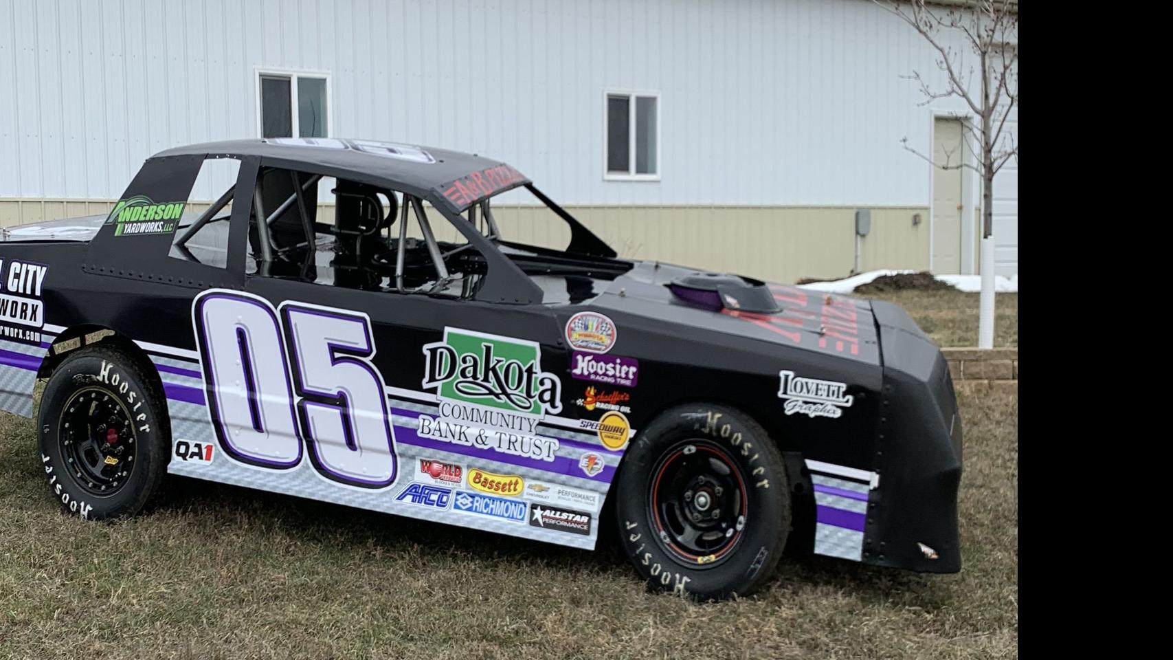 Herner Followed Two Local Racers Into The Driver S Seat Auto Racing Bismarcktribune Com