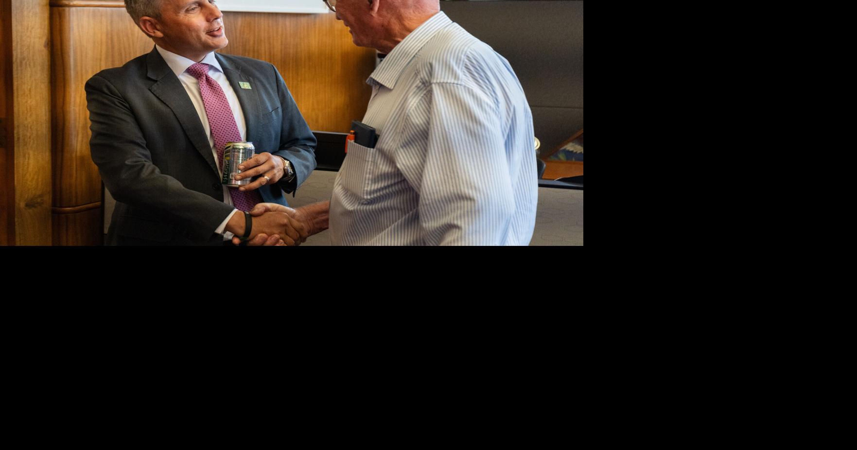 Man meets 13th North Dakota governor since 1940