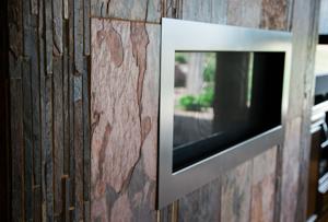 IMG_2904 fireplace close-up.jpg
