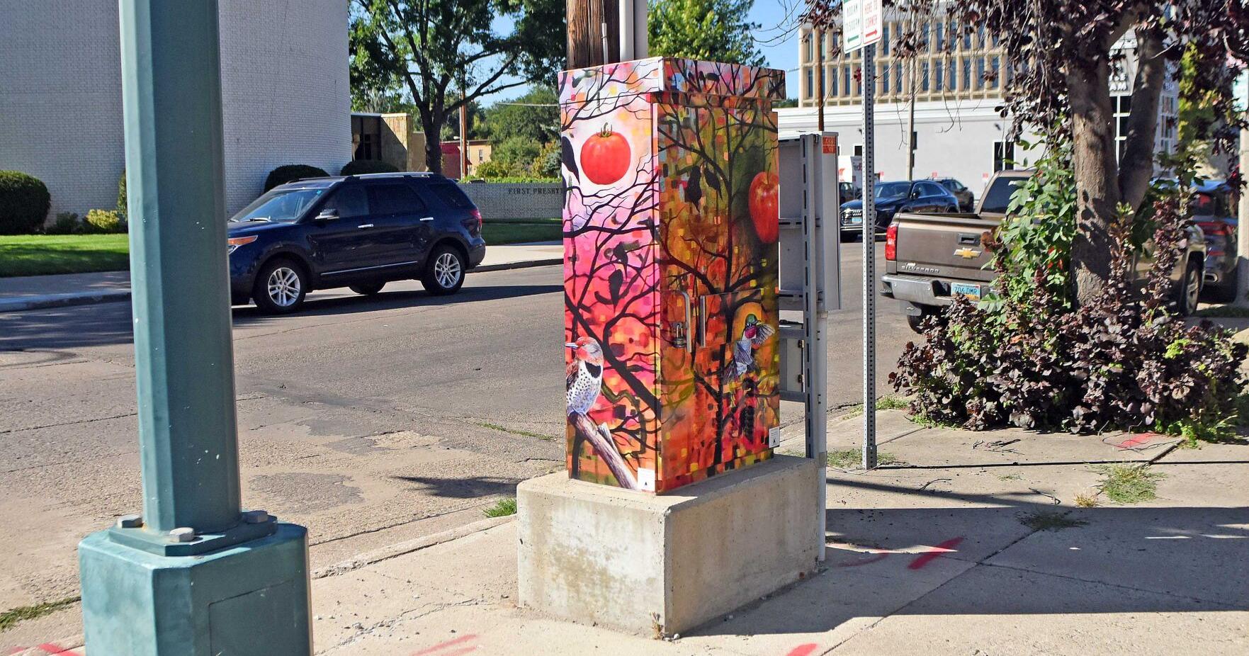 Mandan and AARP of North Dakota hosting Art on a Box ribbon cutting ceremony - Vimarsana News