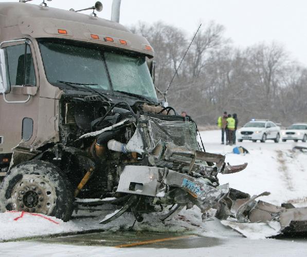 Collision On I 94 Kills 6 North Dakota News Bismarcktribune collision-on-i-94-kills-6-north-dakota-news-bismarcktribune