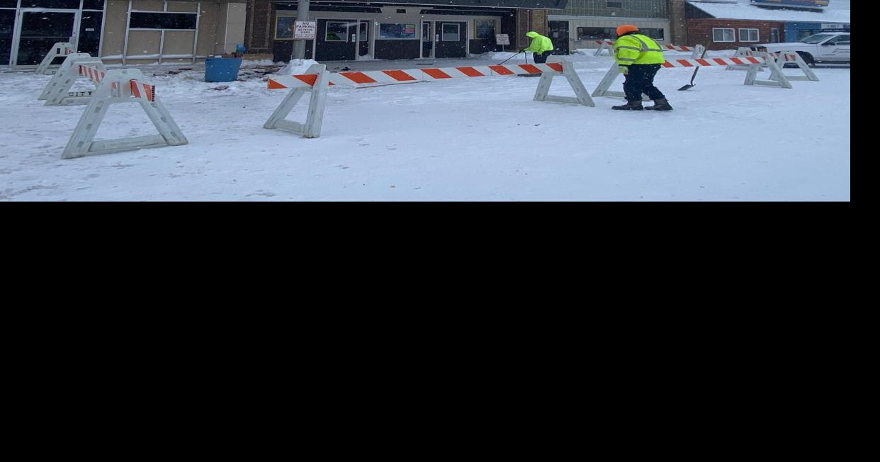 New Rockford movie theater roof caves in; no one hurt Flipboard