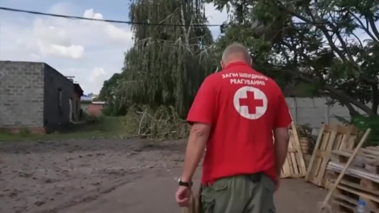 Ukraine Red Cross building hit again in Sloviansk