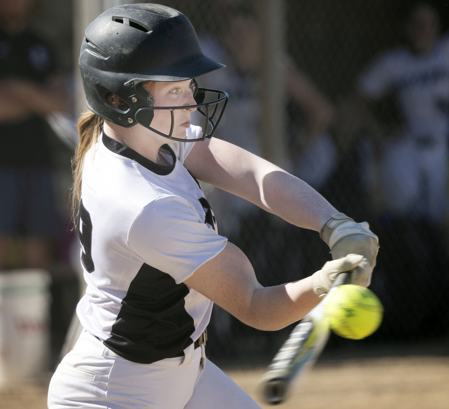 Minot tops Mandan in back-and-forth doubleheader