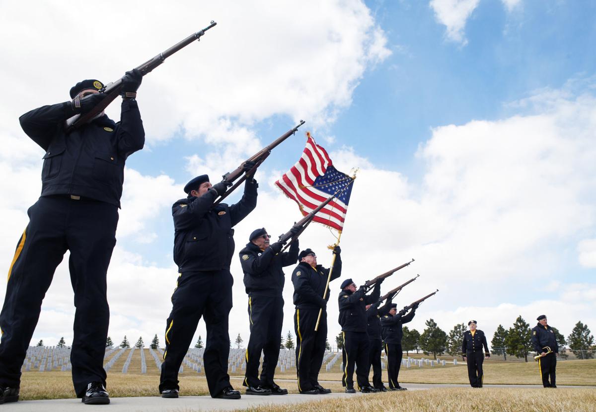 You Couldn T Reach Out Pandemic Limits Funeral Services Bismarck Bismarcktribune Com