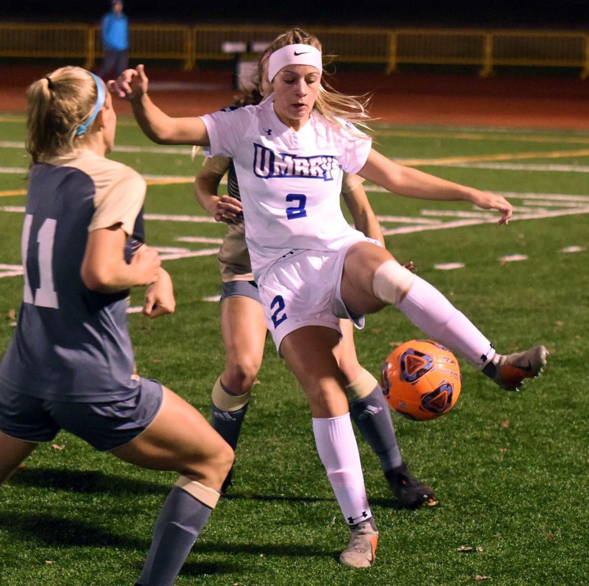 101919-spt-soccer4.jpg
