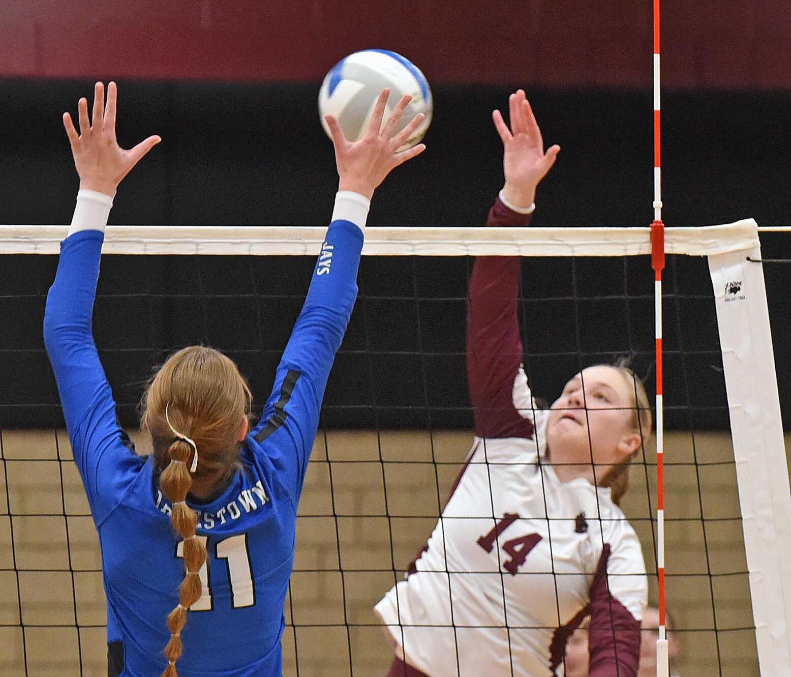 Bismarck Volleyball Team Secures State Tournament Spot with Victory Over Minot