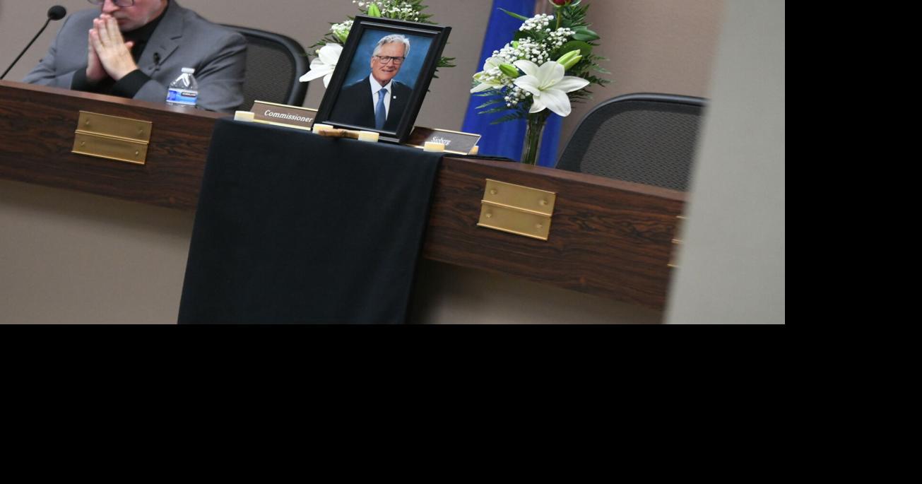 Mandan officials honor Craig Sjoberg after commissioner's death