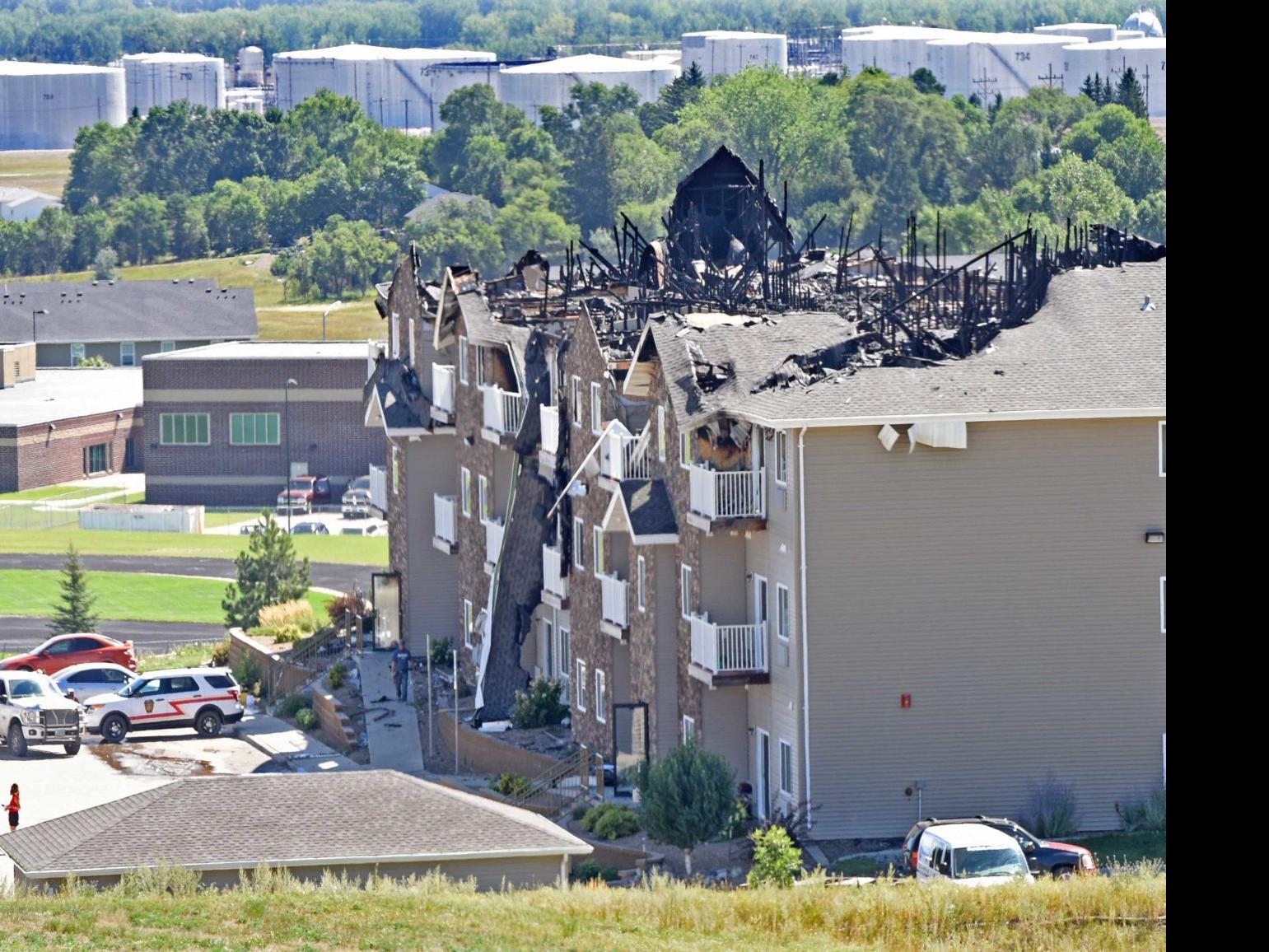 Mandan Apartment Building Fire Has Similarities To Blaze A Year Ago At Neighboring Apartments News Bismarcktribune Com
