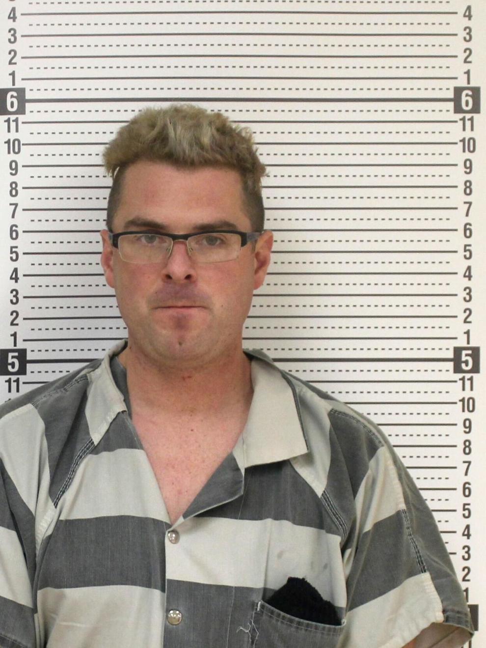 Williston man gets 2 years in prison for threatening judge