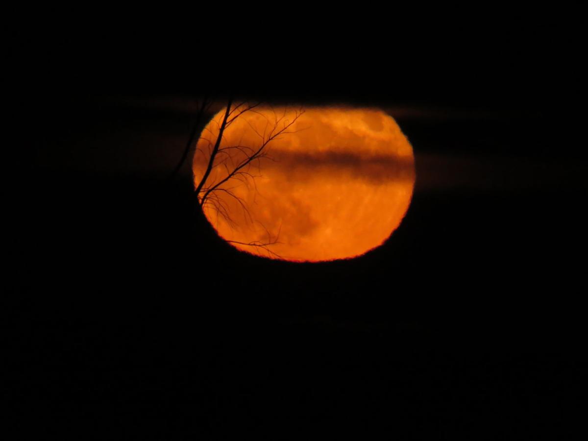 Super moon