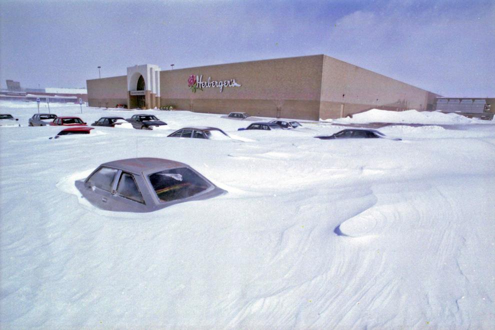 North Dakota History in Photos 1997 Blizzard