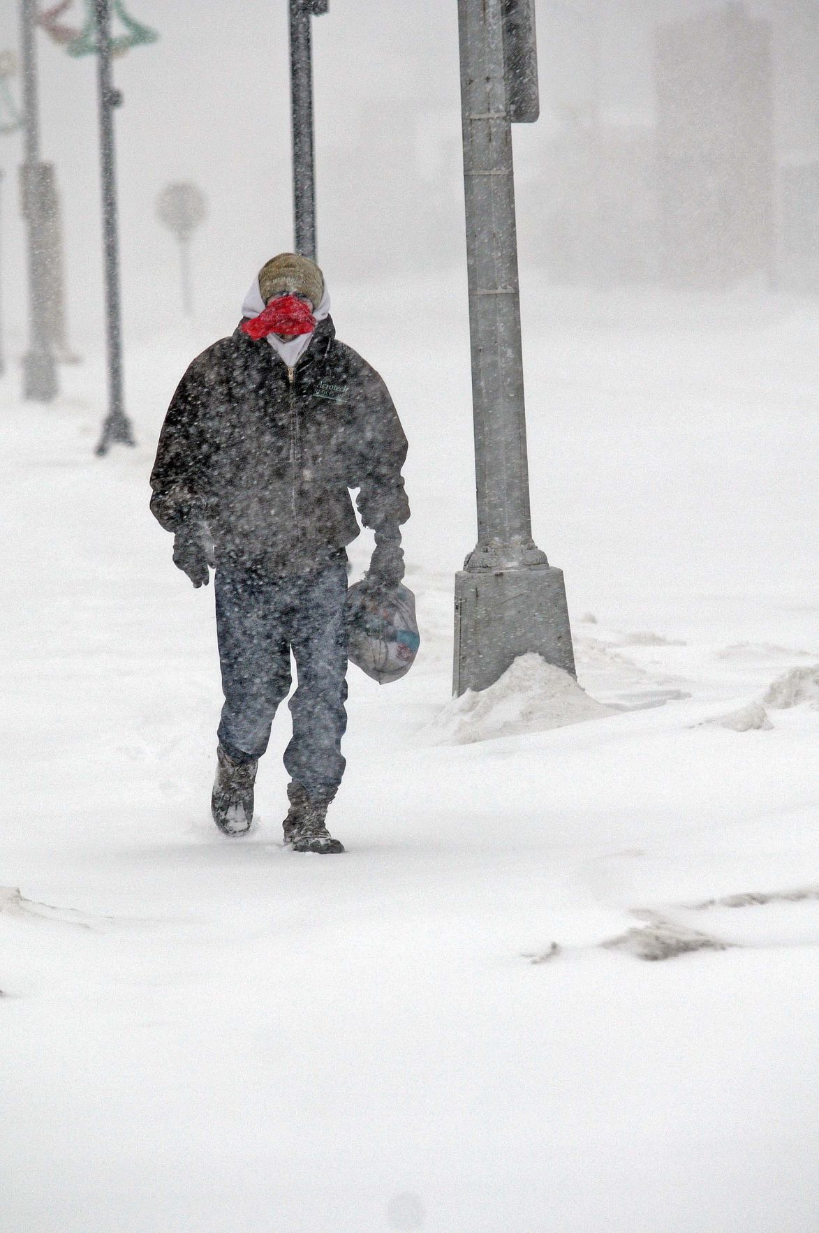 Christmas Day blizzard closes highways, causes power outages | State ...